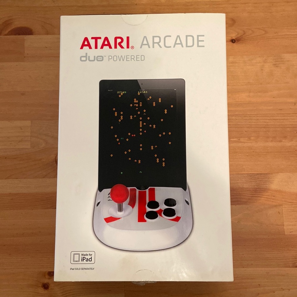 Atari Arcade Duo Powered Games For iPad 1 & 2 Joystick Controller.